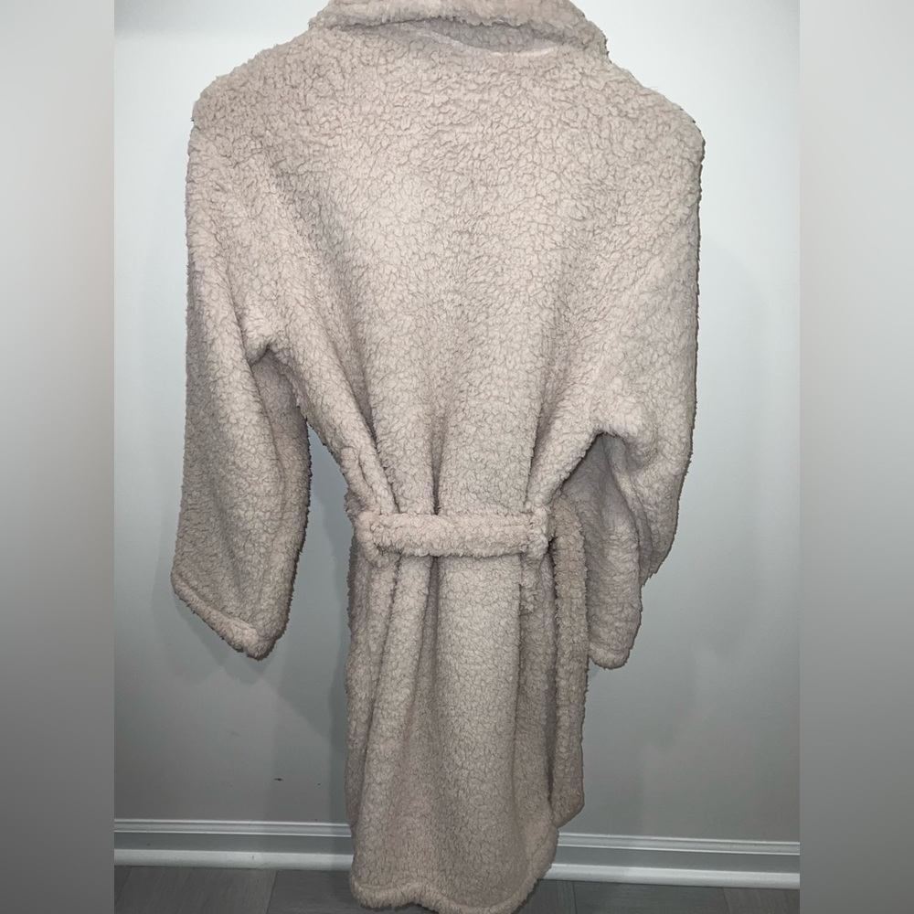 Pottery Barn Robe - Picture 3 of 4